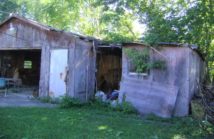 Picture of dilapidated garage